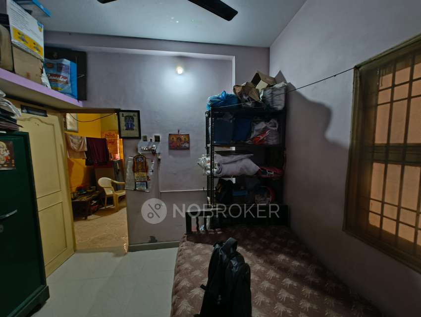 1 BHK Flat In Aishwaryam Apartments For Sale  In Annanur Railyway Station
