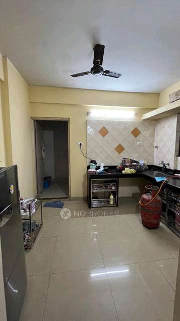 Shared Room for Female In 2 BHK  In Bhawani Ajala In Pashan