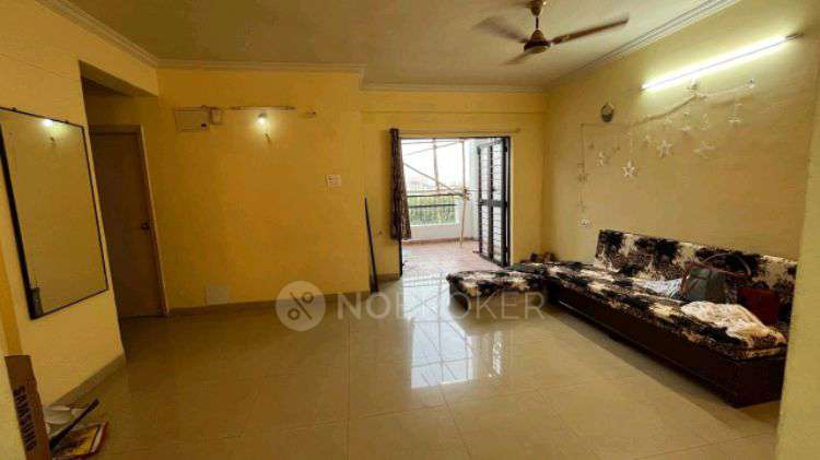 Shared Room for Female In 2 BHK  In Bhawani Ajala In Pashan