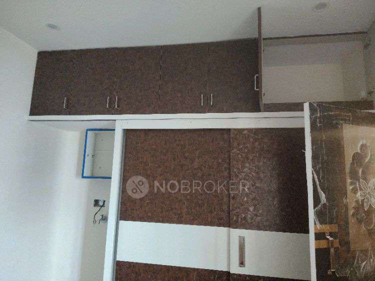 2 BHK Flat In Gm House for Rent  In Badrinarayan Nivas