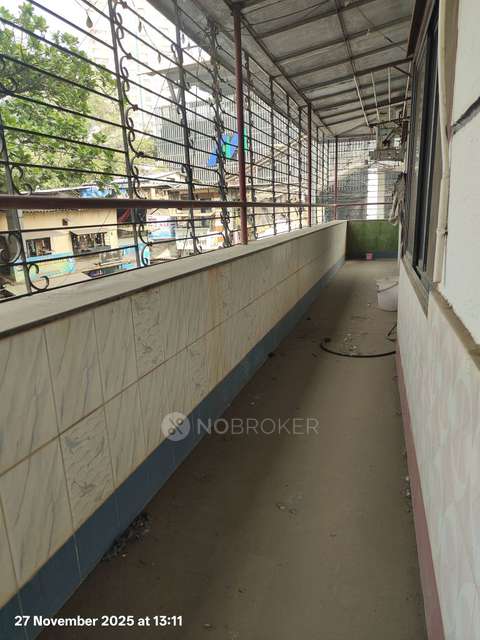 2 BHK Flat In Sai Venus And Uranus Chs For Sale  In Goregaon West