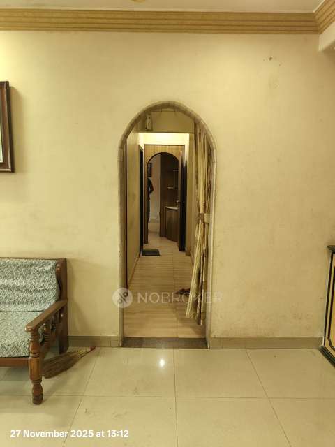 2 BHK Flat In Sai Venus And Uranus Chs For Sale  In Goregaon West