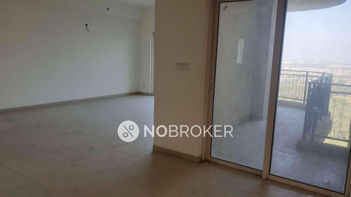 4+ BHK Flat In Dlf Capital Greens For Sale  In Moti Nagar 