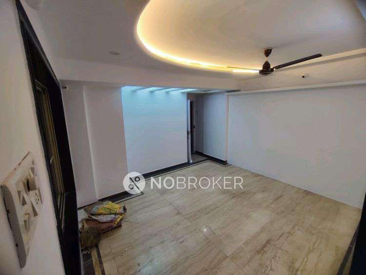 1 BHK Flat In Hill Palace Chs Ltd For Sale  In Pokhran Road No One