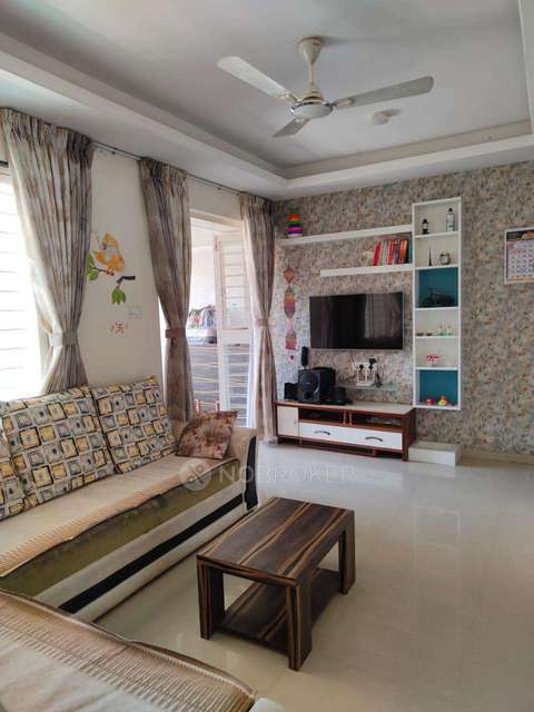 Single Room for Female In 2 BHK  In Star City Apartment In Dudulgaon, Pune