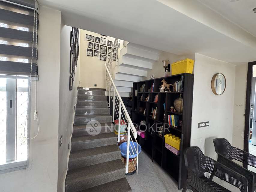 4 BHK Flat In Ireo Uptown, Sector 66 For Sale  In Sector 66