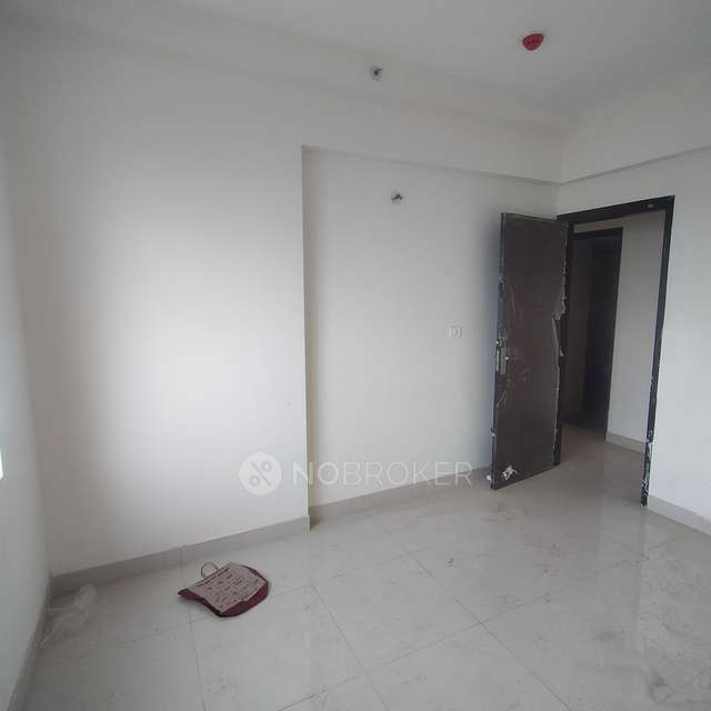 2 BHK Flat In Ahad Serenity, Hosa Road For Sale  In Hosa Road