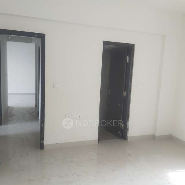 2 BHK Flat In Ahad Serenity, Hosa Road For Sale  In Hosa Road