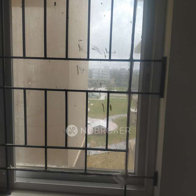 2 BHK Flat In Ahad Serenity, Hosa Road For Sale  In Hosa Road