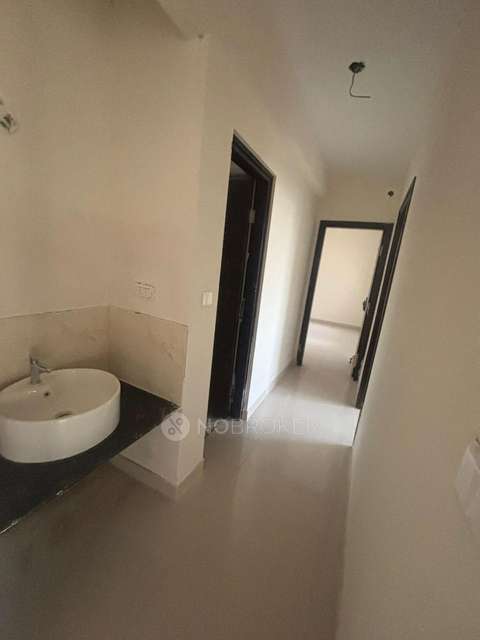 2 BHK Flat In Ahad Serenity, Hosa Road For Sale  In Hosa Road