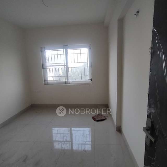 2 BHK Flat In Ahad Serenity, Hosa Road For Sale  In Hosa Road