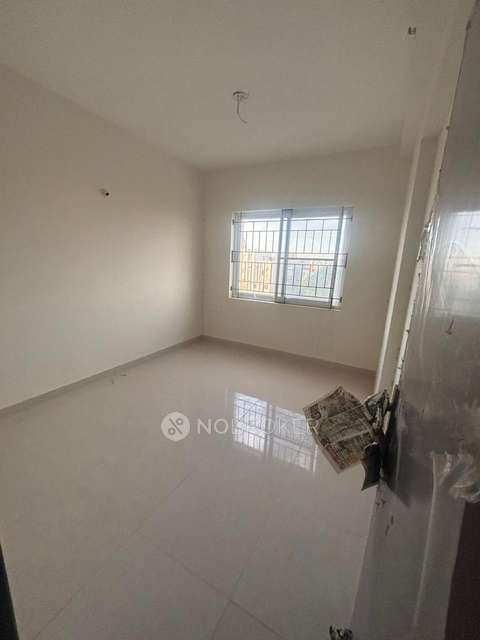 2 BHK Flat In Ahad Serenity, Hosa Road For Sale  In Hosa Road
