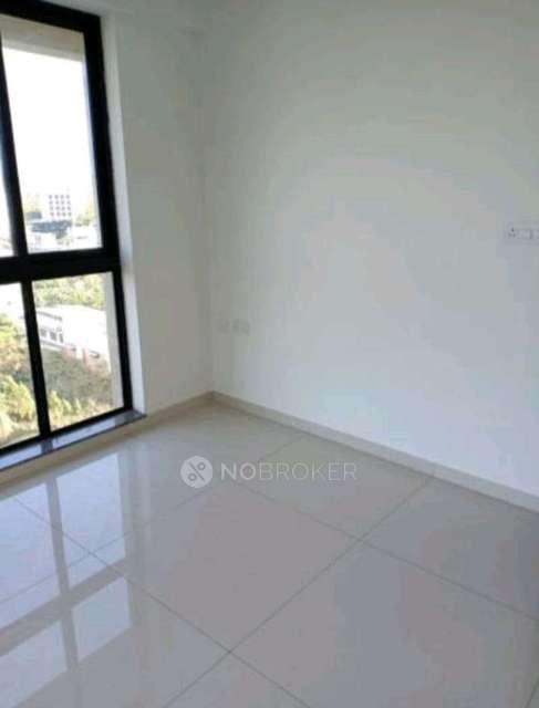 2 BHK Flat In Runwal Serene, Chembur for Rent  In Trombay