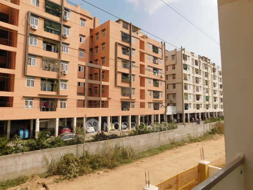 2 BHK Flat In Green Meadows, Ameenpur For Sale  In Ameenpur