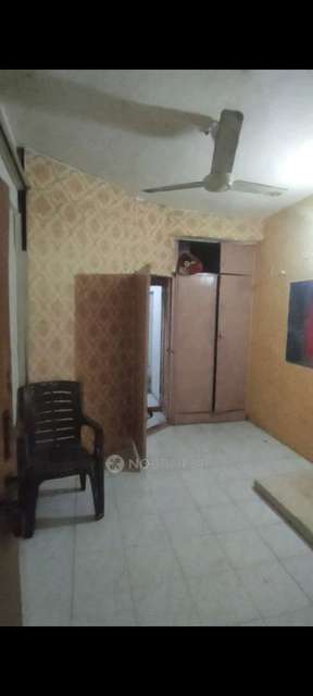 PG for Boys in Panch Natraj Chs