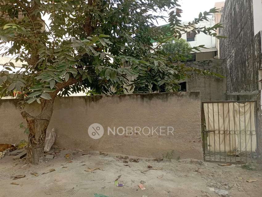 Plot For Sale  In E62, Block E, Sector 41