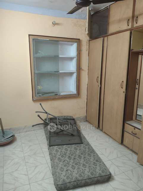 1 BHK House for Rent  In Halasuru
