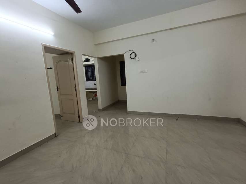 2 BHK Flat In Green Meadows, Thoraipakkam For Sale  In Thoraipakkam