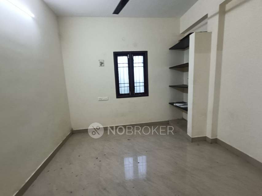 2 BHK Flat In Green Meadows, Thoraipakkam For Sale  In Thoraipakkam
