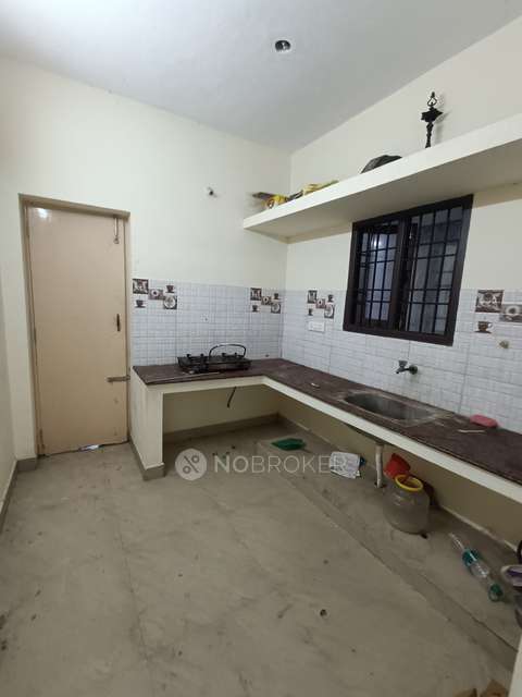 2 BHK Flat In Green Meadows, Thoraipakkam For Sale  In Thoraipakkam