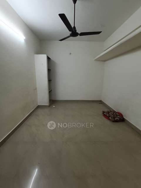 2 BHK Flat In Green Meadows, Thoraipakkam For Sale  In Thoraipakkam