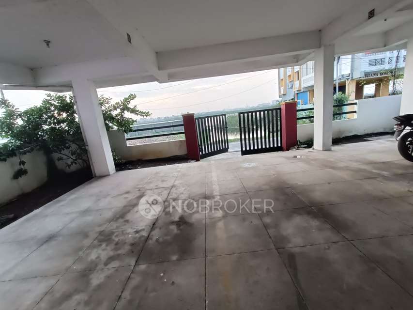 2 BHK Flat In Green Meadows, Thoraipakkam For Sale  In Thoraipakkam