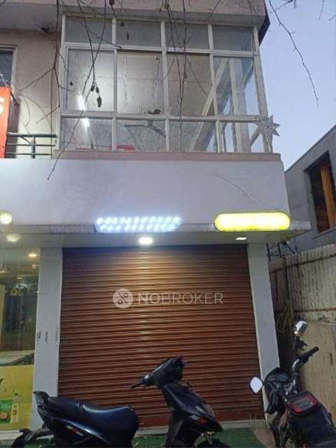 Showroom in Jeevan Bima Nagar, Bangalore for Rent 