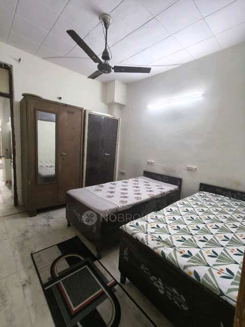 PG for Girls in E93, It Staff Colony, Jhilmil Colony, New Delhi, Delhi, 110095, India