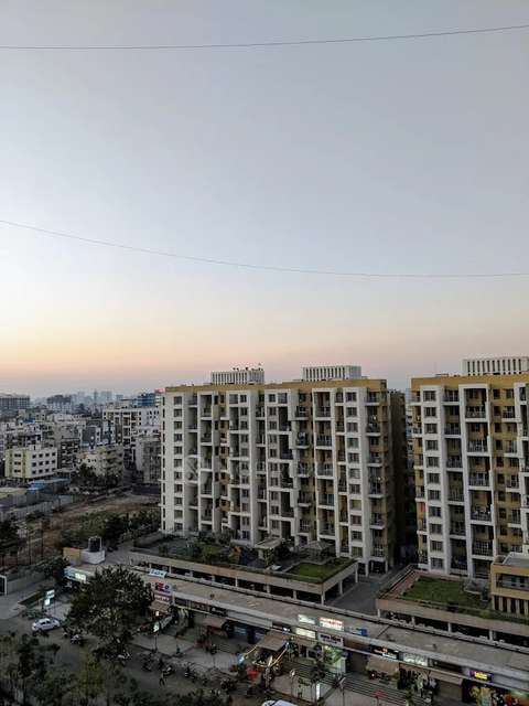 Shared Room for Male In 2 BHK  In  Sky Line In Wakad