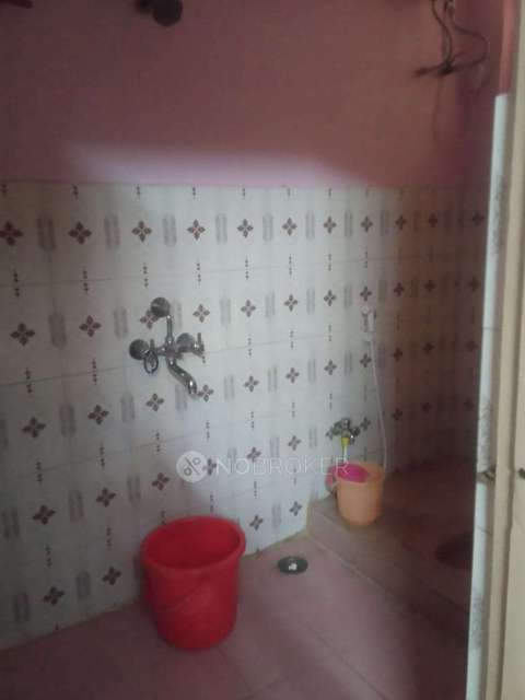 2 BHK Flat In Sai Krupa Apartments, Himayatnagar For Sale  In Padmarao Nagar