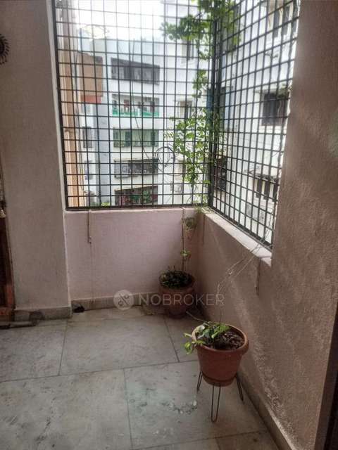 2 BHK Flat In Sai Krupa Apartments, Himayatnagar For Sale  In Padmarao Nagar