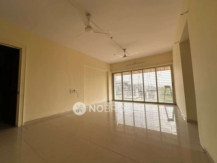 2 BHK Flat In Sky Scraper Chs For Sale  In Kalwa Naka