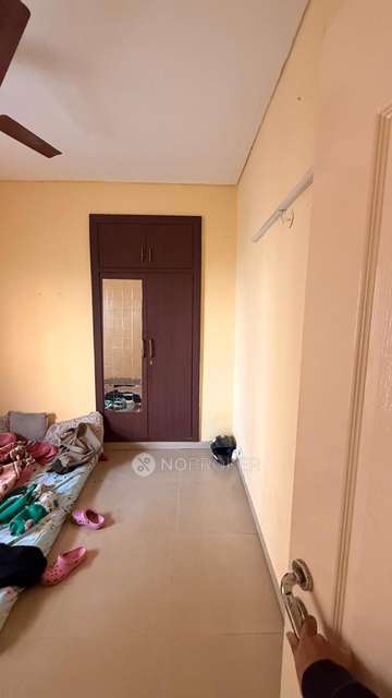 Single Room for Male In 3 BHK  In Unitech Unihomes In Sector 117