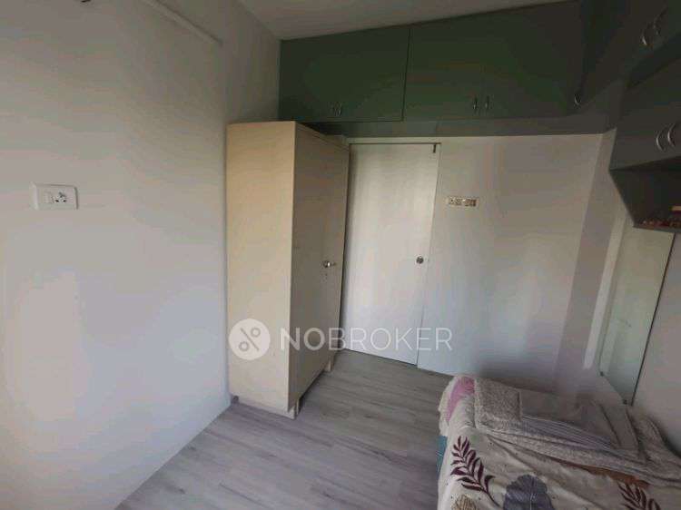 Single Room for Female In 2 BHK  In Dheeraj In Malad West