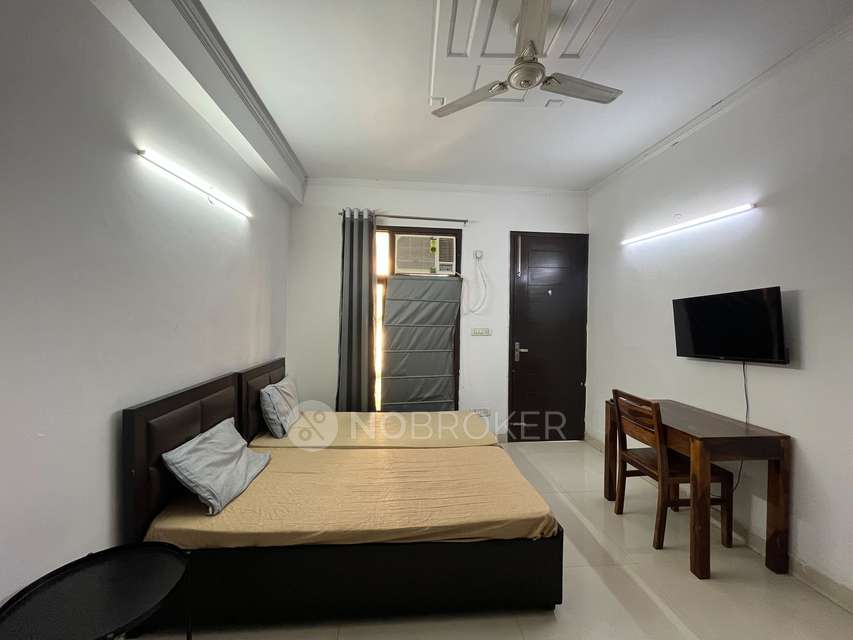 PG for Anyone in Paryavaran Complex