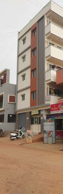 4+ BHK Flat In Apartment  For Sale  In Nr Layout Road