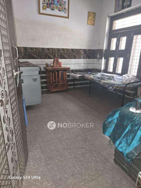 4+ BHK House For Sale  In Moolchand Enclave