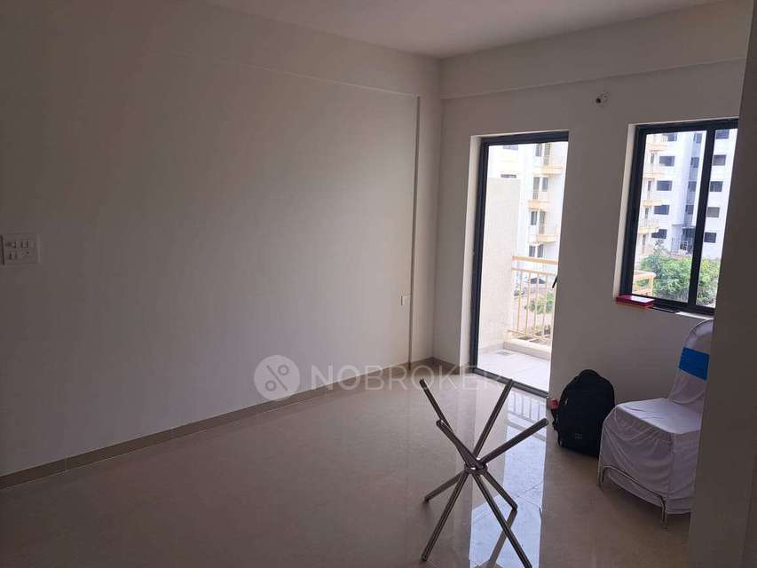 1 BHK Flat In Peninsula Address One for Rent  In Gahunje