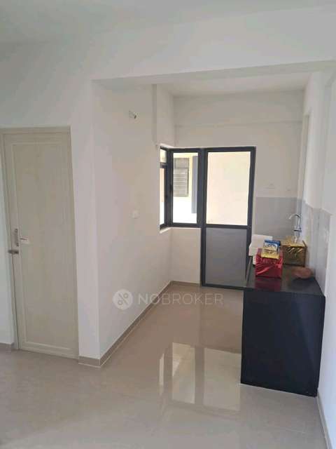 1 BHK Flat In Peninsula Address One for Rent  In Gahunje