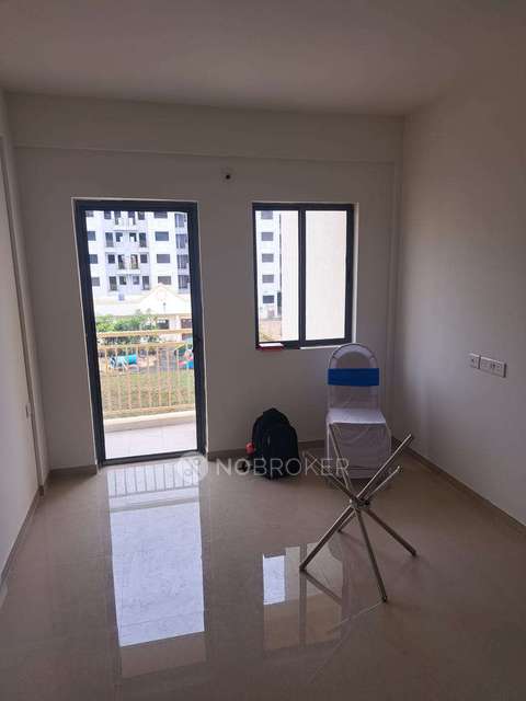 1 BHK Flat In Peninsula Address One for Rent  In Gahunje