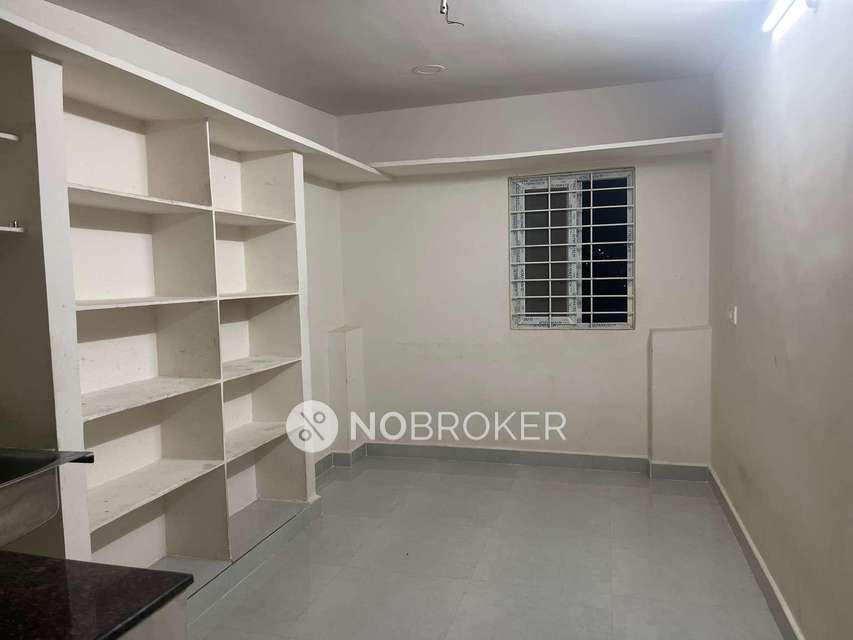 4+ BHK Flat In Standalone Building  For Sale  In Hafeezpet