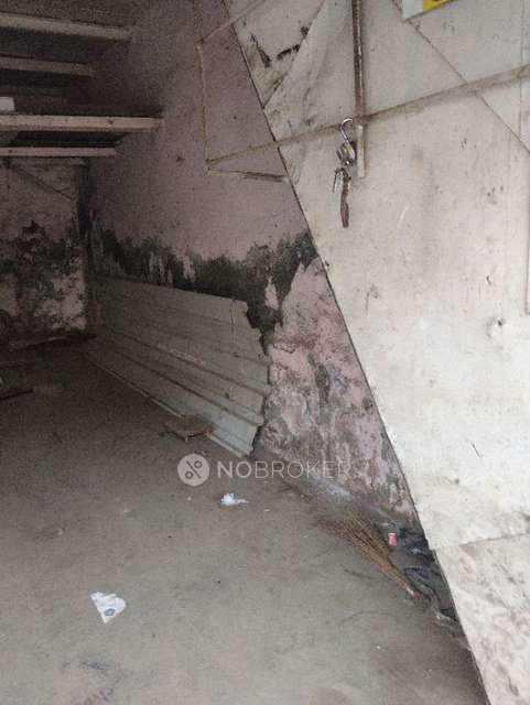 Shop in Shop.03, Akbar Market, Western Express Hwy, Nr. Gokul Anand Hotel, Shiv Shakti Complex, Dahisar East, Mumbai, Maharashtra 400068, India, Mumbai for Rent 