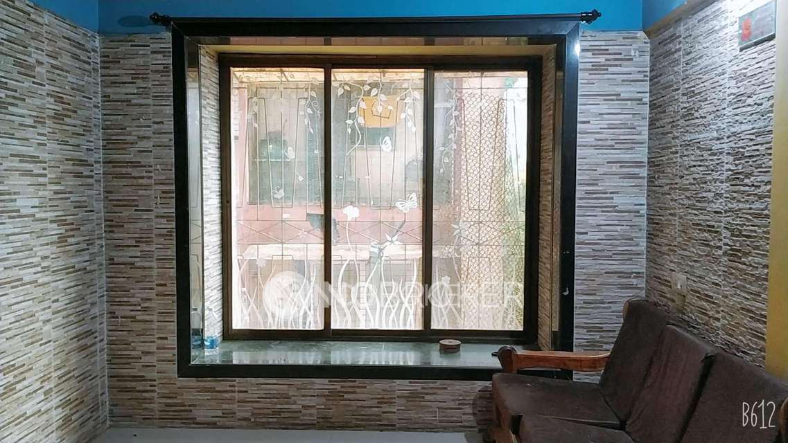 1 BHK Flat In Near Pratap Cinema For Sale  In Thane