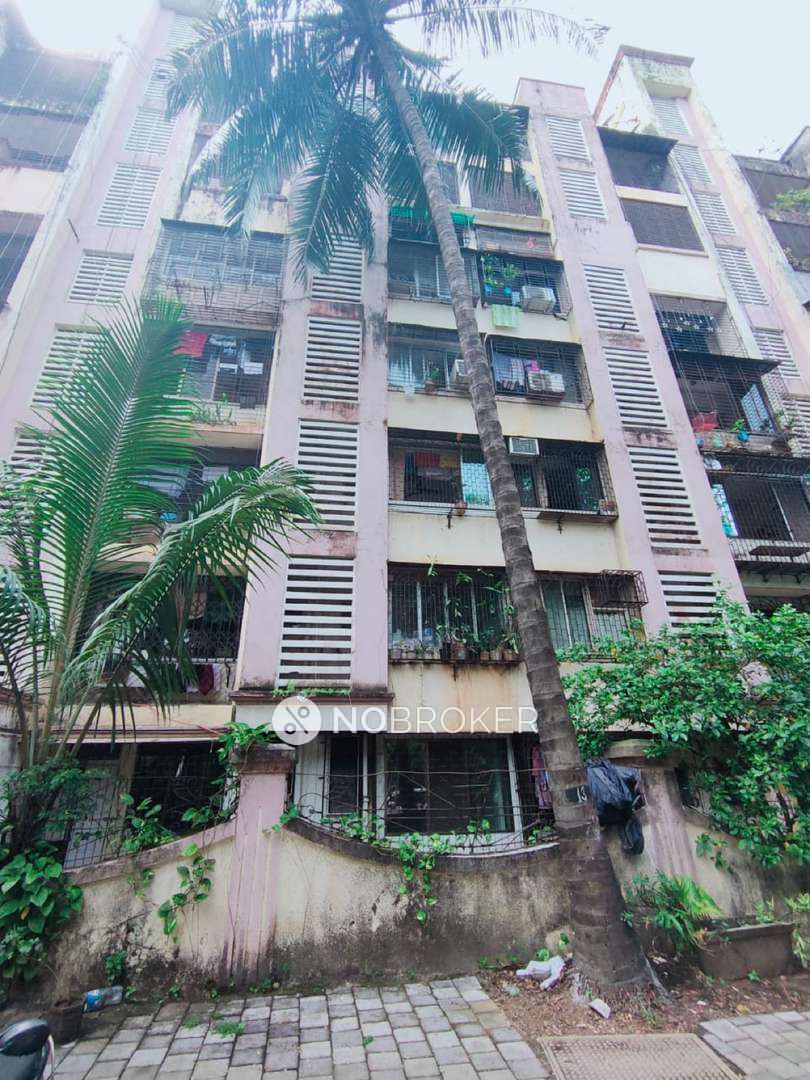 1 BHK Flat In Samrat And Pulkit Chs For Sale  In Andheri West