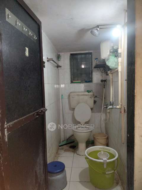 1 BHK Flat In Samrat And Pulkit Chs For Sale  In Andheri West