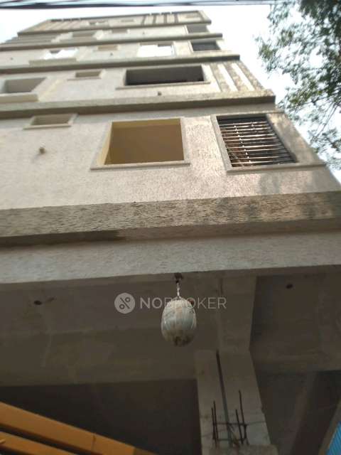 2 BHK Flat In Standalone Building  for Rent  In Moosapet