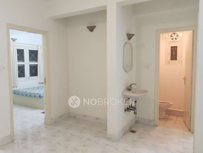 4+ BHK House for Rent  In Kadugodi 