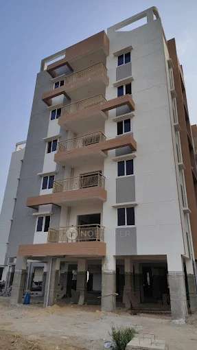 4+ BHK Flat In Oxgen Vally For Sale In Mallampet