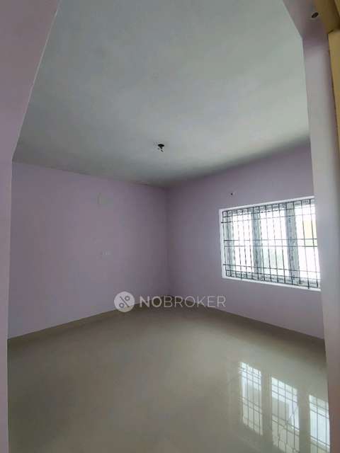 2 BHK Flat In Tnhb Mig Plot for Rent  In Tamilnadu Housing Board Sholinganallur, Tamilnadu Housing Board Sholinganallur, 20, School Rd, Sholinganallur, Chennai, Tamil Nadu 600119, India