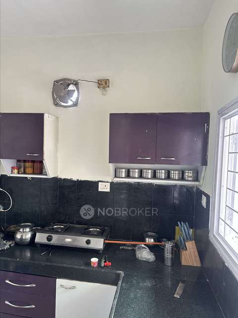 2 BHK Flat In Land Mark Residency For Sale  In Malakpet